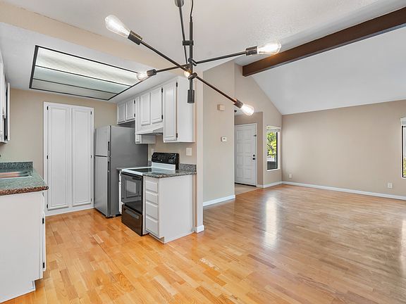 5th image of 1728 Braddock Ct