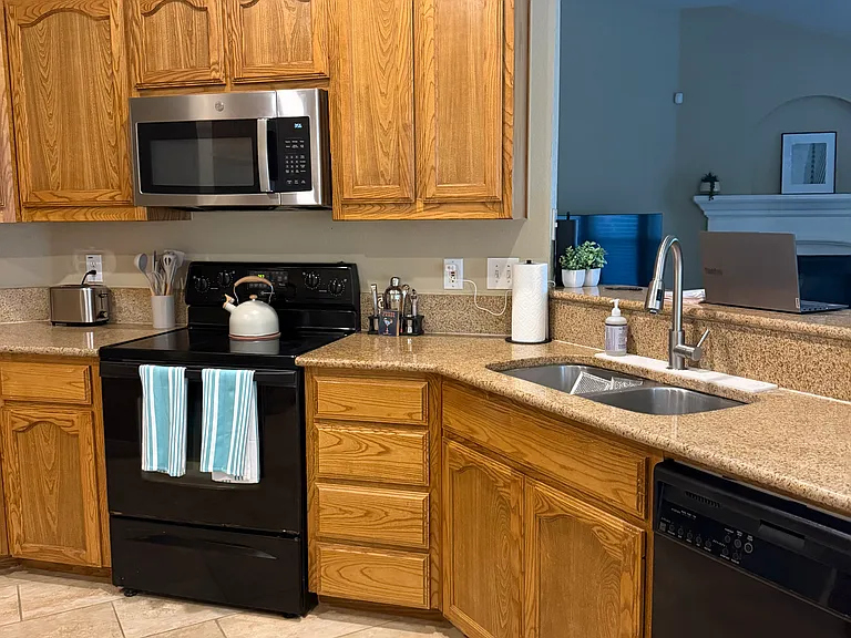 2820 Red Wolf Dr — Photo 3
