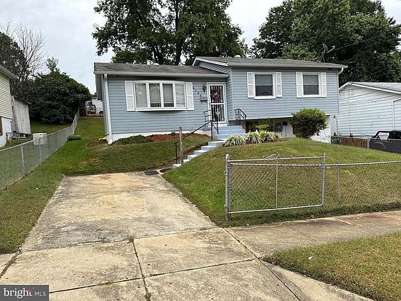 3rd image of 6709 Hastings Dr