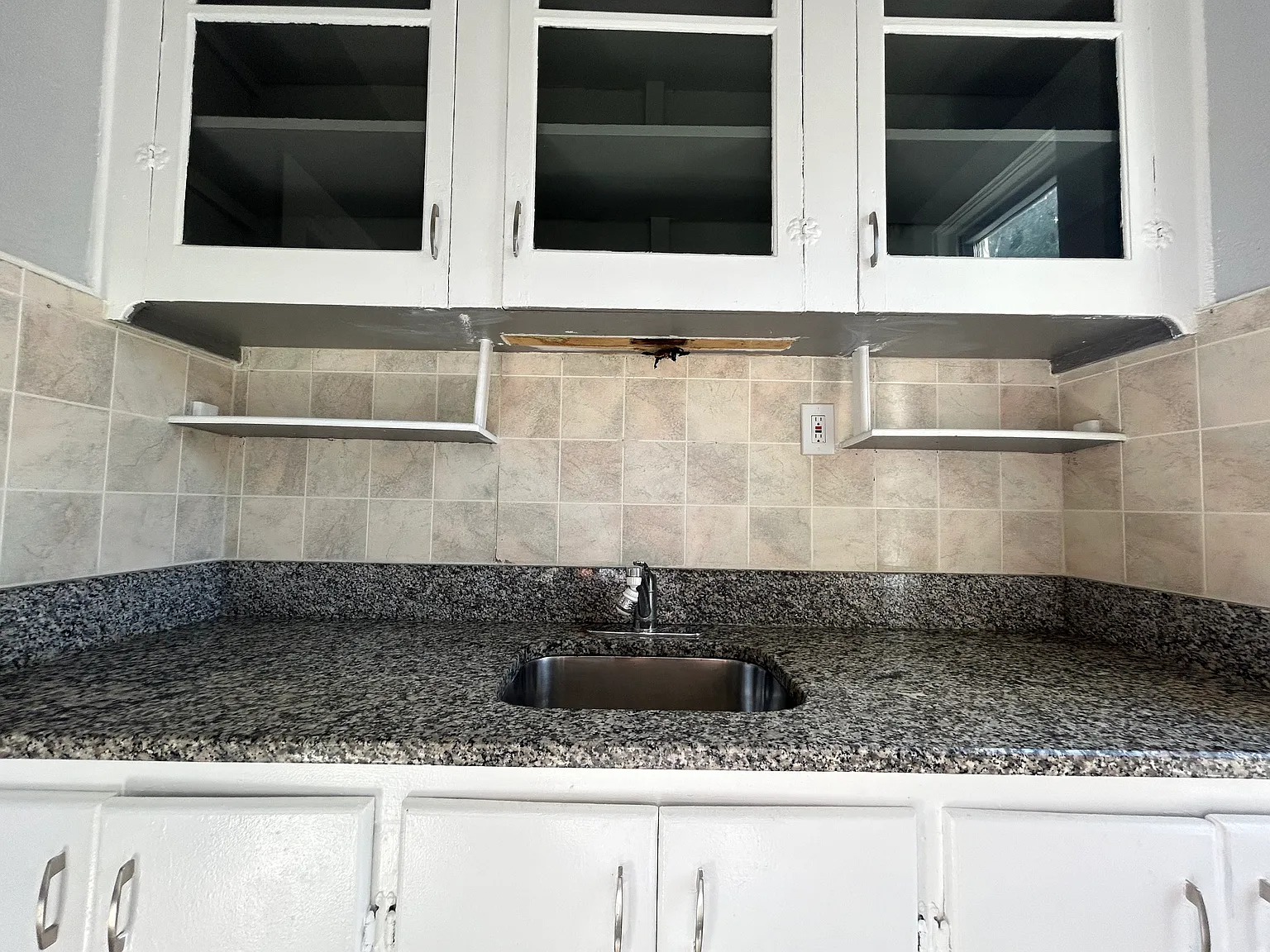 5500 Denison Ave — Photo 4
