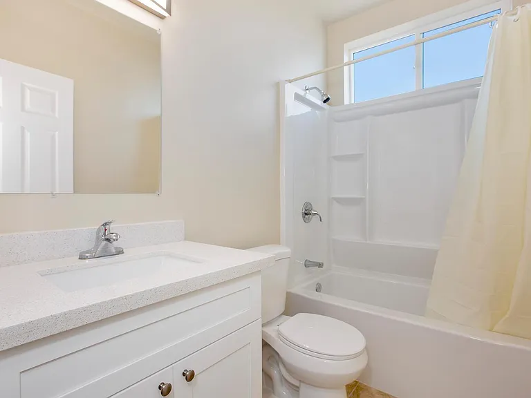 2354 Marina Blvd — Photo 18