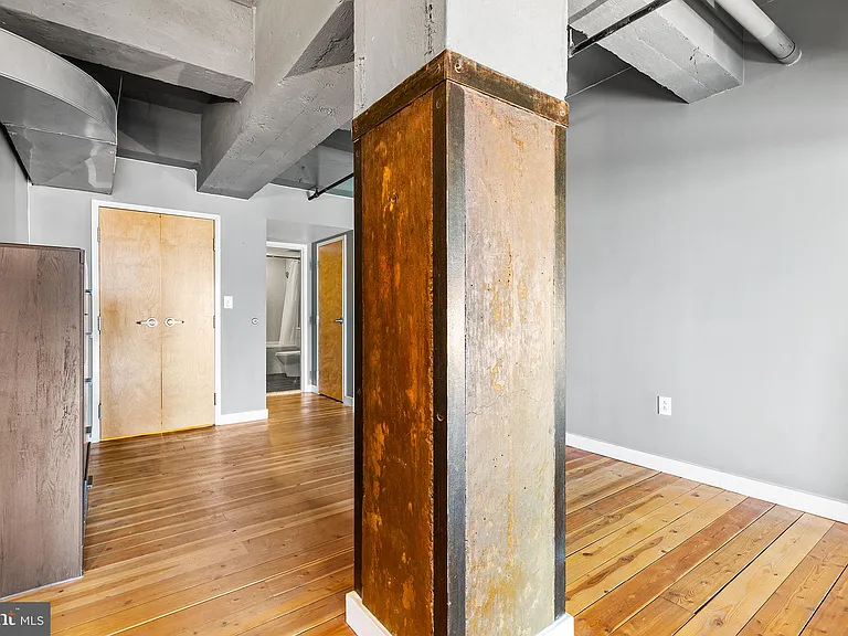 1101 Washington Ave #501 — Photo 17