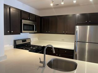 1026 W George St #3, Chicago, IL 60657