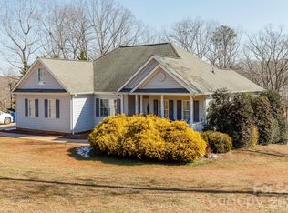 231 Sherry St, Rutherfordton, NC 28139