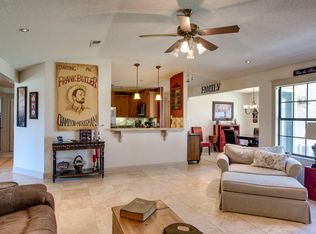 2716 Summertree Ln, Gulf Breeze, FL 32563
