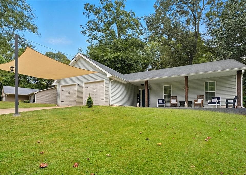 1st image of 4450 Dorsett Shoals Run