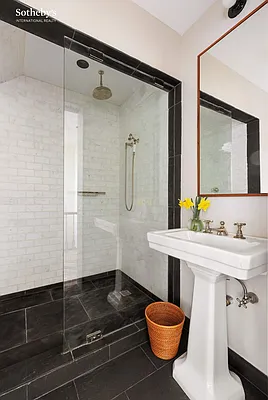 Rented by Sotheby's International Realty | media 2