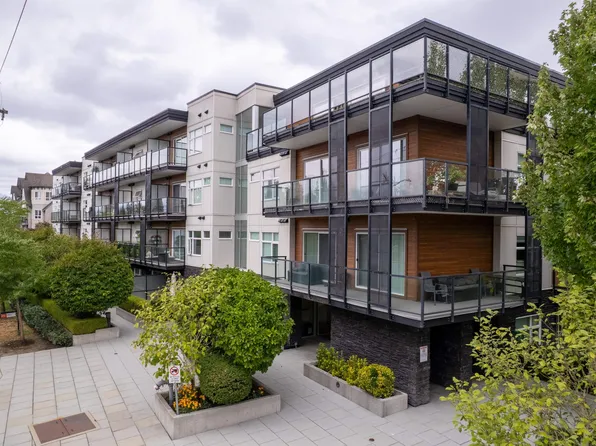 12070 227th St #207, Maple Ridge, BC V2X 9H2