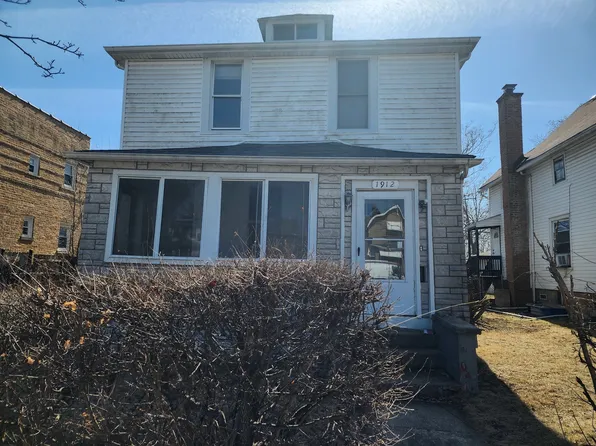 1912 Emerson St, Evanston, IL 60201