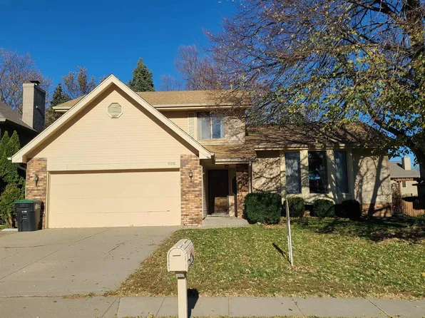 15116 Pepperwood Dr, Omaha, NE 68154