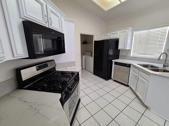 5th image of 2808 Norfolk Ave