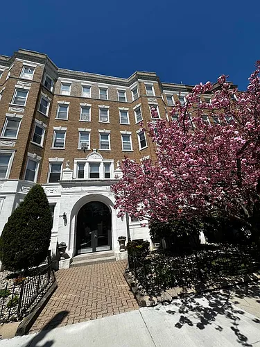 121 Park Dr #27F Photo 1