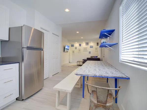 427 NW 34th St #3, Miami, FL 33127
