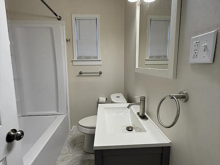 5075 Somerset Ave #1-2 — Photo 10