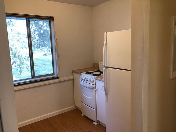 4th image of 2122 9th St Suite 3