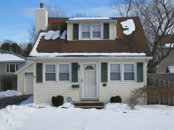 24 Sioux Ave, Lake Hiawatha, NJ 07034