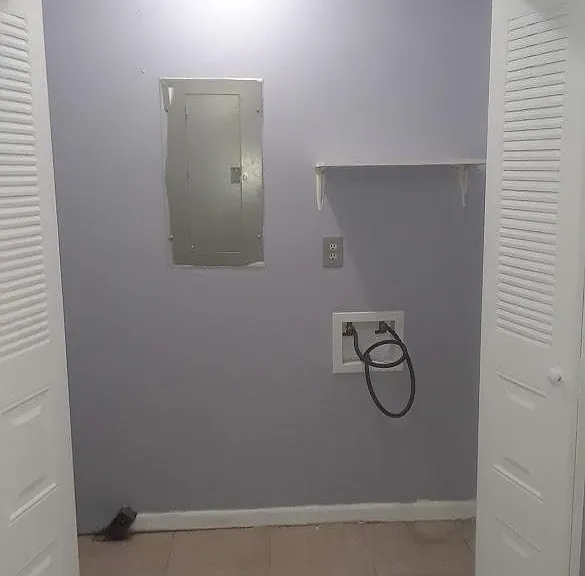 Laundry Hookups off Kitchen