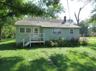 220 Locust St, Nortonville, KS 66060