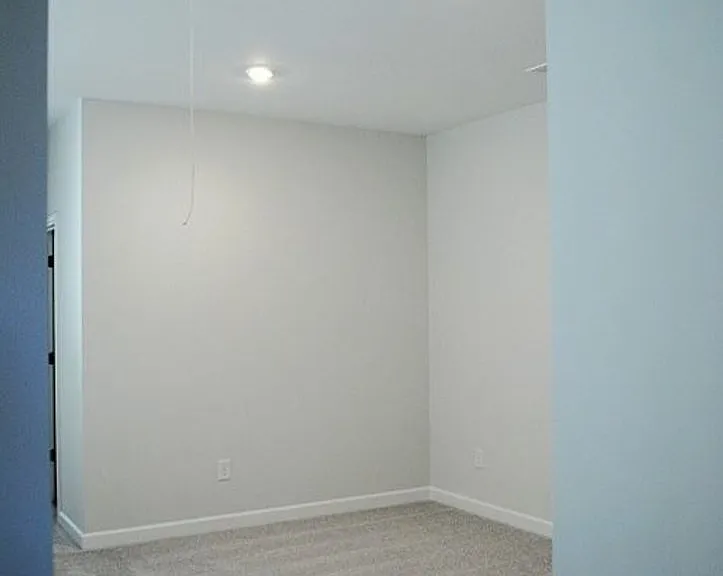 408 Ireland Way — Photo 17