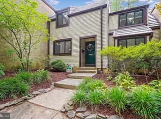 1505 Farsta Ct, Reston, VA 20190