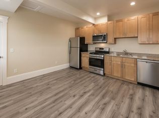 888 45th St, Emeryville, CA 94608