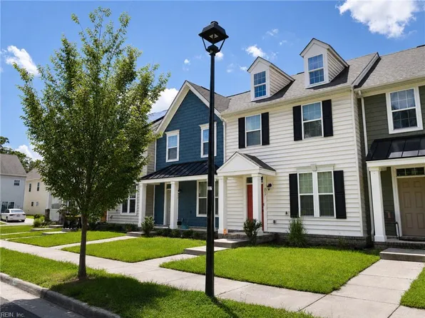217 Brittlebrush Dr, Portsmouth, VA 23701