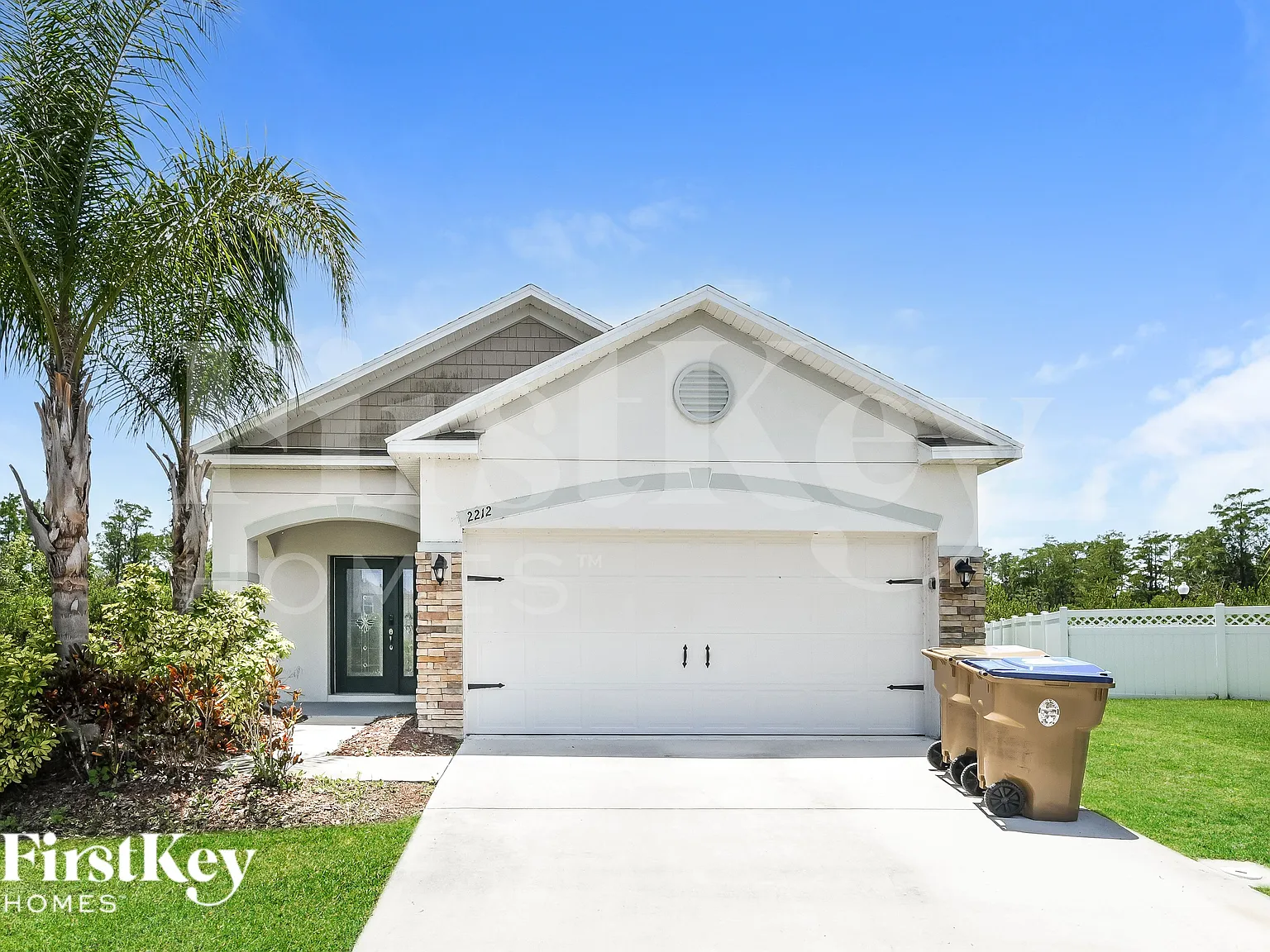 3 bed, 2.0 bath, 1678 sqft, $1,935 — Photo 1