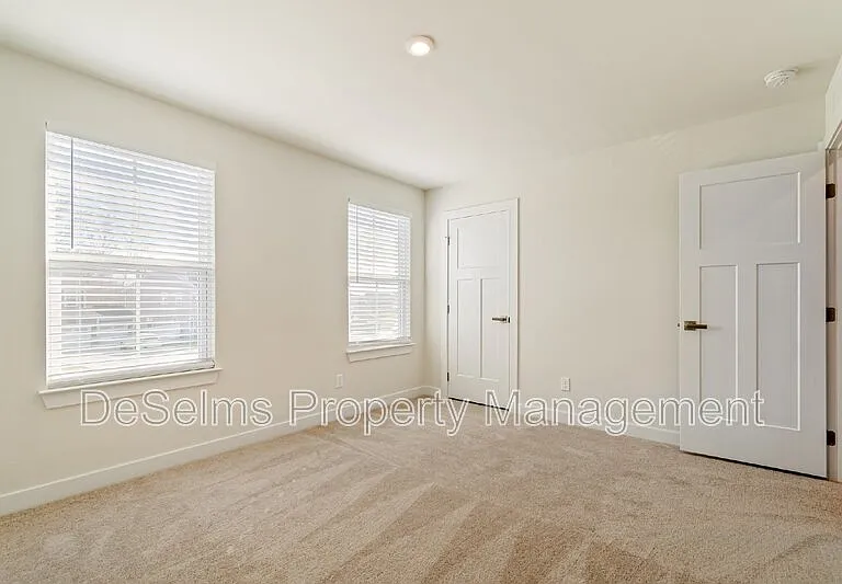 3820 Pitchers Ln — Photo 33