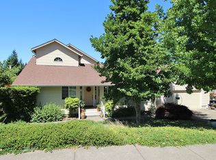 6936 Forsythia St, Springfield, OR 97478