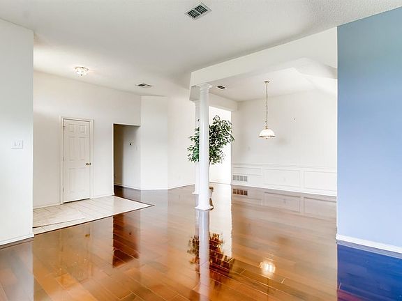 5th image of 4408 Cedar Falls Dr