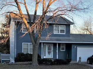 805 NW Church St, Leon, IA 50144