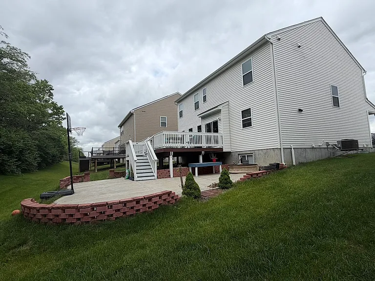 Backyard (Diagonal)