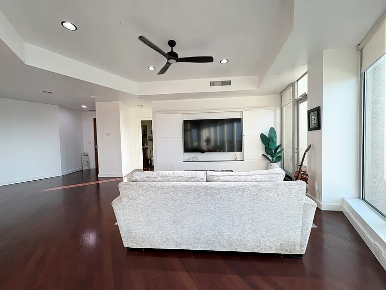 5900 Mosteller Dr #54 — Photo 20
