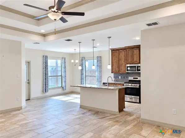 110 Alysheba Dr, Victoria, TX 77901