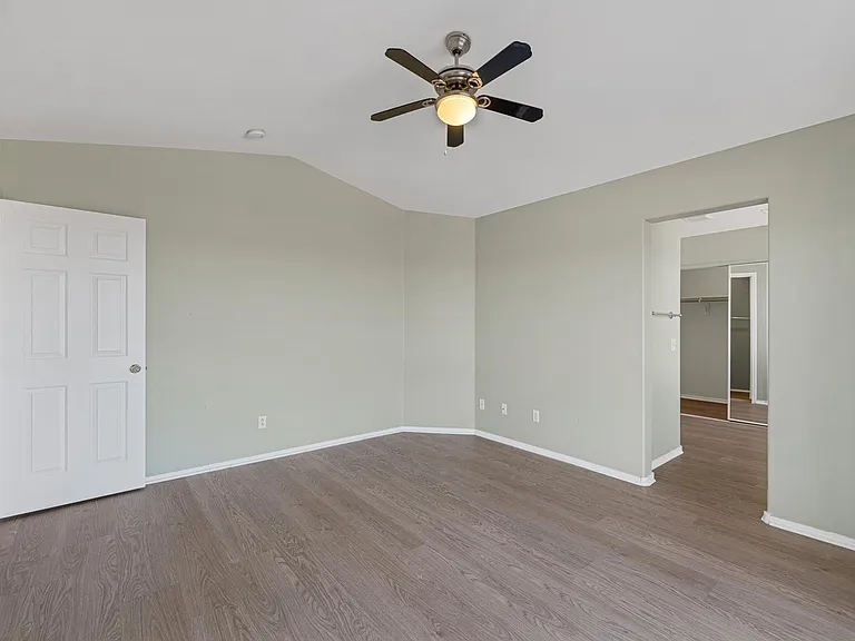 1812 Remembrance Hill St — Photo 18