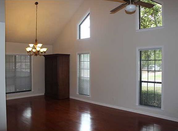 4th image of 7317 Live Oak Ct