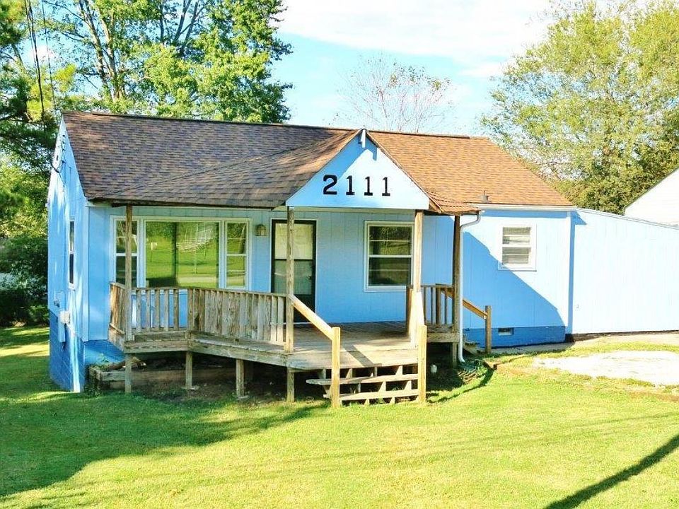 1st image of 2111 McClung Ave