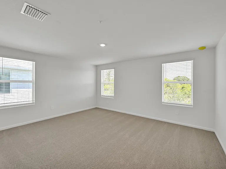 575 Salisbury Cir — Photo 20