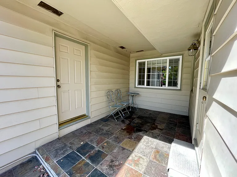 5008 8th Ave — Photo 30