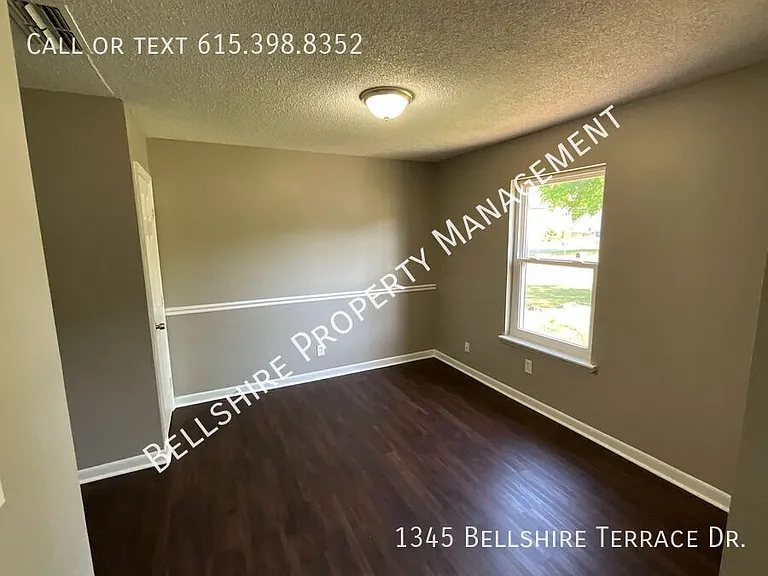 1345 Bellshire Terrace Dr — Photo 9