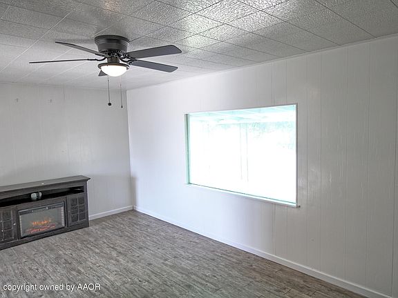 3rd image of 1223 Cooley Dr