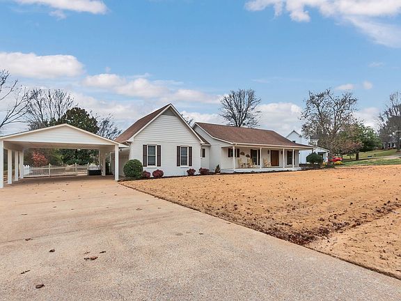 3rd image of 119 Creekside Dr