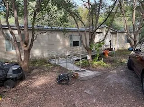333 LAKE COMO Drive, Pomona Park, FL 32181