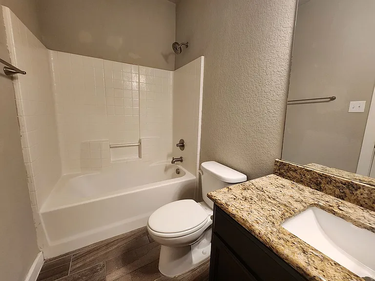 530 Creekside Frst — Photo 11