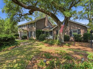 34 Sussex Rd, Charleston, SC 29407