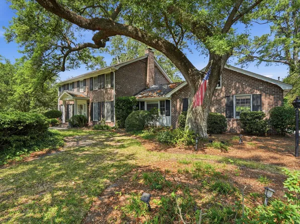 34 Sussex Rd, Charleston, SC 29407