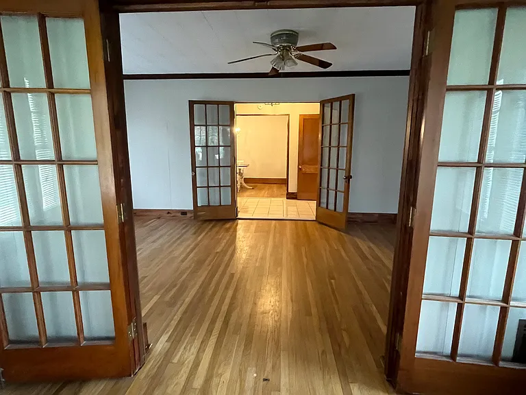 272 Norwalk Ave — Photo 8