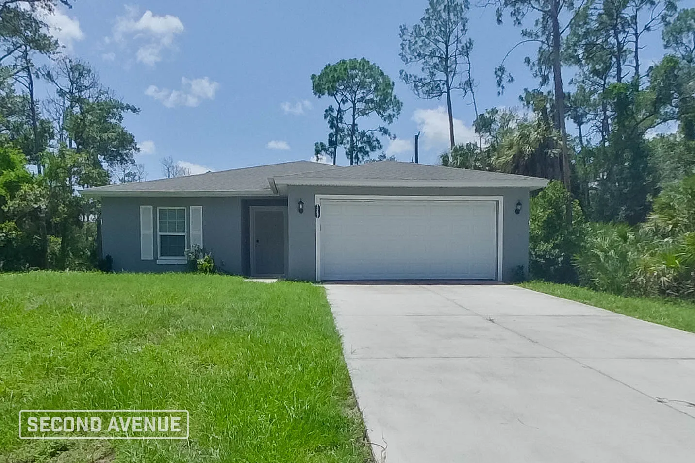 4 bed, 2.0 bath, 1833 sqft, $1,945 — Photo 1