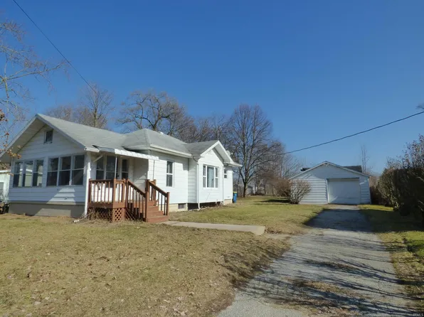 1610 Lynn St, Mishawaka, IN 46545