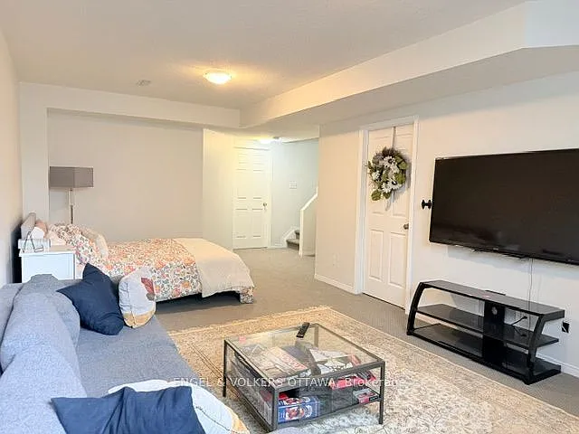 124 Landover Cres — Photo 34